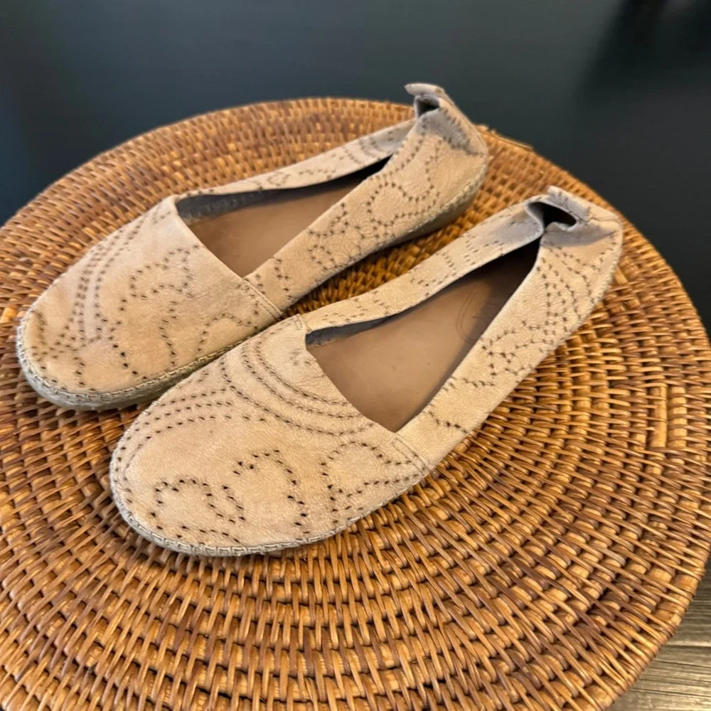 The Flexx Womens‎ Beige Suede Perforated Paisley Espadrille Flats Shoes US 9